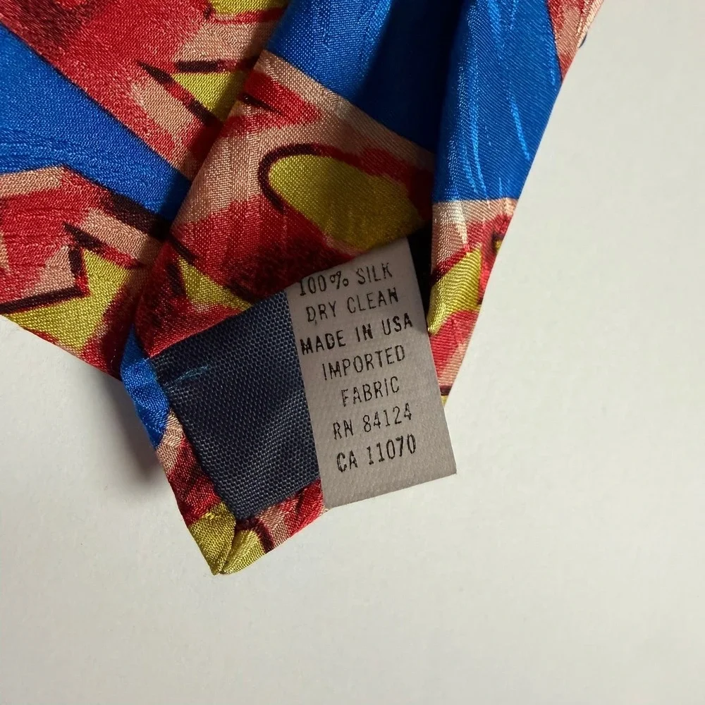 Vintage 1996 Superman DC Comics RM Style 100% Silk Novelty Neck Tie Blue USA